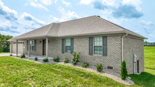 161 Central Park Ave, Berea, KY, 40403-1073 | Card Image