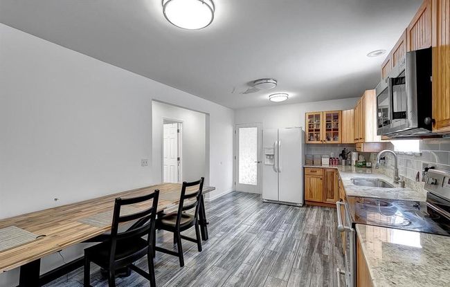 5642 Weddell St, House other with 3 bedrooms, 2 bathrooms and null parking in Dearborn Heights MI | Image 5