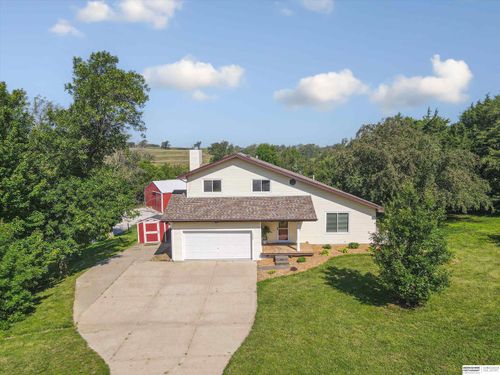 18302 Nicholas Rd, Plattsmouth, NE, 68048-7340 | Card Image