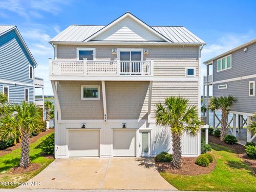 916 Bumble Bee Ln, Topsail Beach, NC, 28445 | Card Image