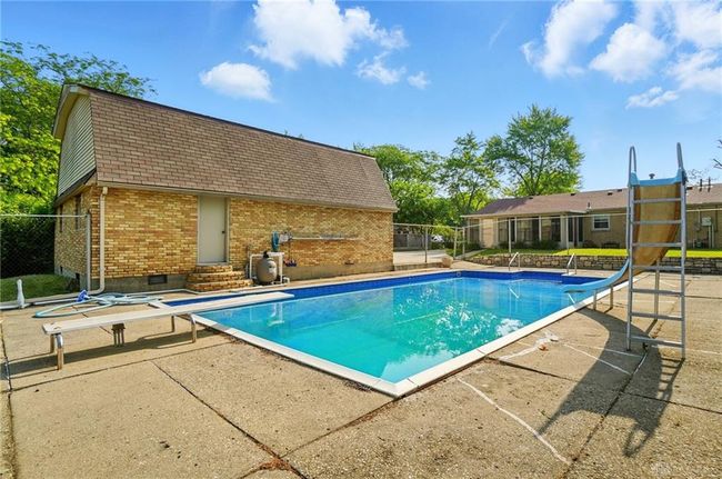2946 Rockledge Trl, House other with 3 bedrooms, 2 bathrooms and null parking in Beavercreek OH | Image 43