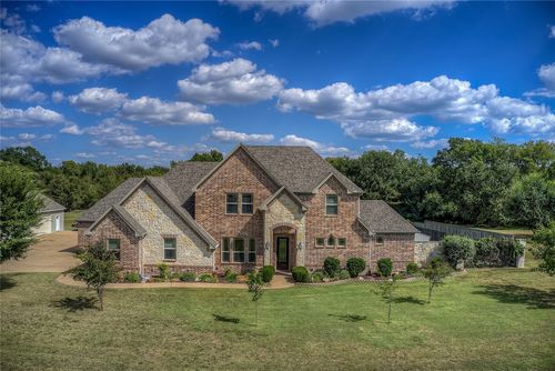 4043 Tracy Ln, Greenville, TX, 75402-5438 | Card Image