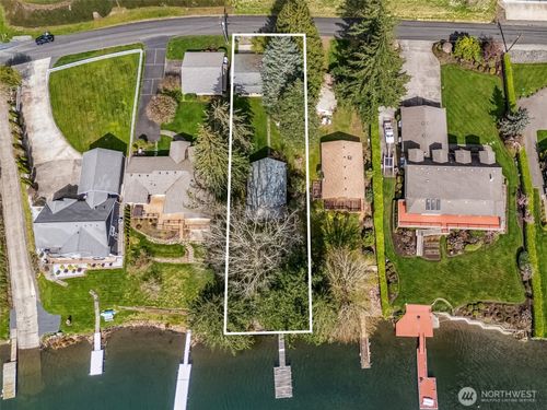 137 Lake Rd, Silver Creek, WA, 98585-9717 | Card Image
