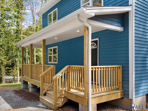 6337 Oak Dr, Quinton, VA, 23141-1168 | Card Image