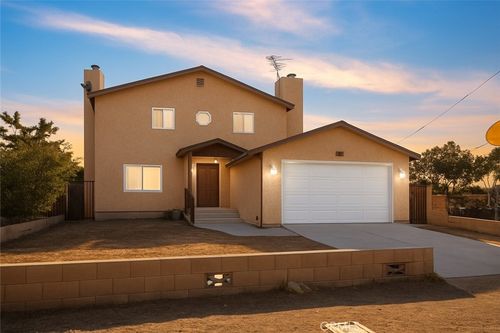 36457 Harold 3rd St, Palmdale, CA, 93550-9303 | Card Image