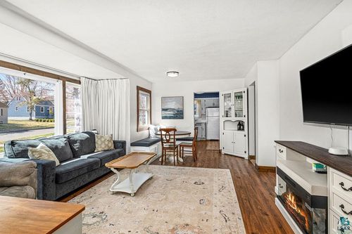 4419 Tioga St, Duluth, MN, 55804-1422 | Card Image