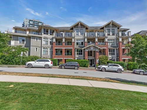 402-285 Ross Dr, New Westminster, BC, V3L0B9 | Card Image
