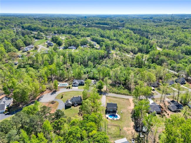 110 Brookside Cir, House other with 3 bedrooms, 2 bathrooms and null parking in Honea Path SC | Image 46