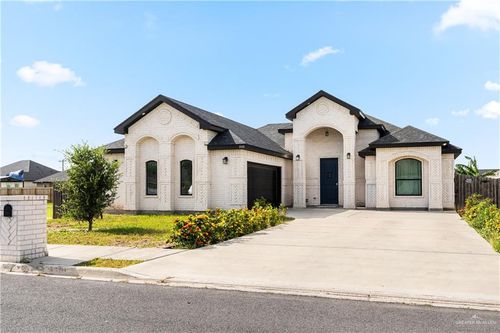 808 Juan Seguin St, Weslaco, TX, 78599-1567 | Card Image