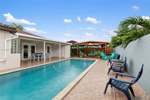 16310 Sw 144th Ave, Miami, FL, 33177-1807 | Card Image