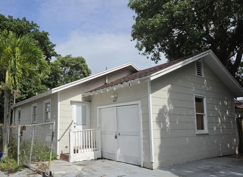 back-apartment-441 26th Street, West Palm Beach, FL, 33407 | Card Image