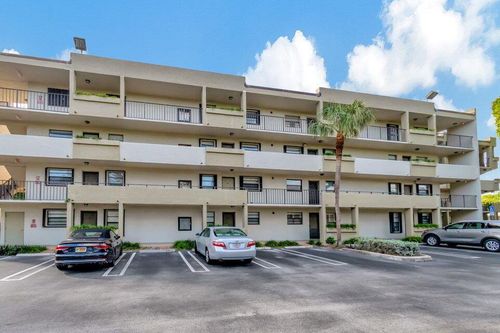 apt-302-555 Banyan Tree Ln, Delray Beach, FL, 33483-5068 | Card Image
