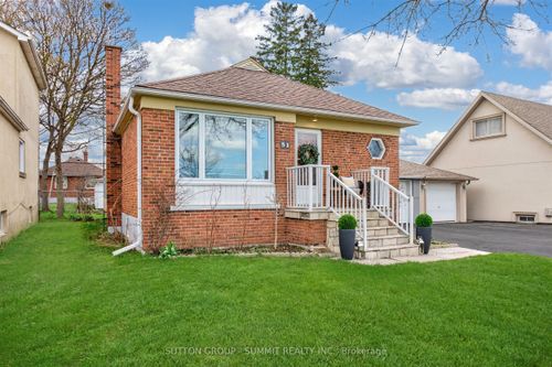 51 Barrhead Crescent, Etobicoke, ON, M9W3Z8 | Card Image
