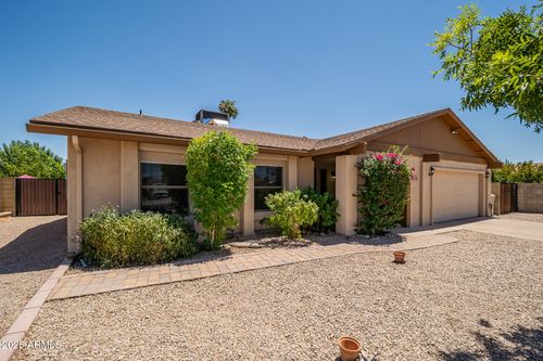 5245 W Windrose Dr, Glendale, AZ, 85304-1945 | Card Image