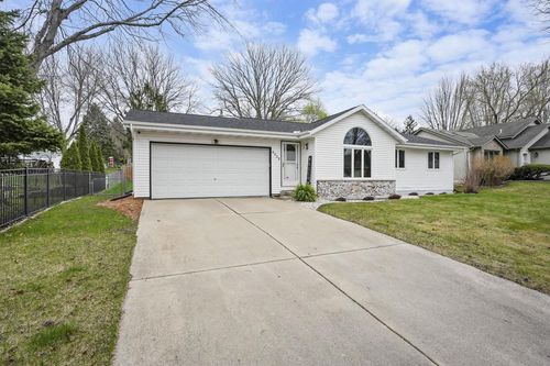 4225 Brown Ln, Madison, WI, 53704-1181 | Card Image