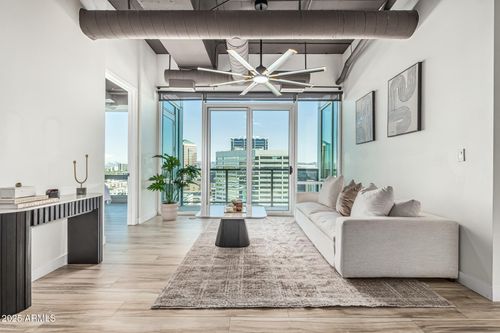1402-1 E Lexington Ave, Phoenix, AZ, 85012-2433 | Card Image