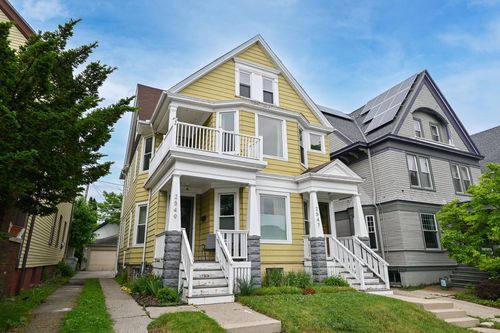 2549-2547 S Howell Avenue, Milwaukee, WI, 53207 | Card Image