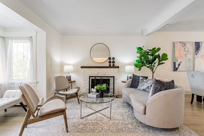 275 Kenilworth Ave, House other with 4 bedrooms, 2 bathrooms and 1 parking in Toronto ON | Image 11