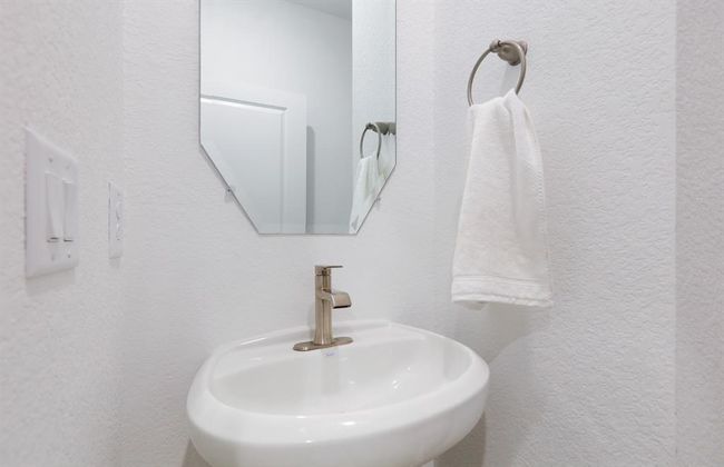 MODEL HOME images may NOT be consistent with the finished product. | Image 26