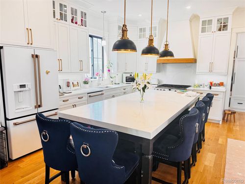 1211 E Lincoln St, Birmingham, MI, 48009-7193 | Card Image