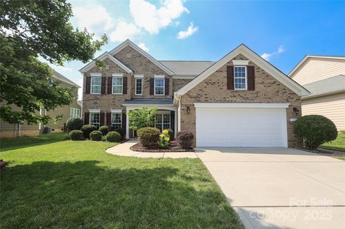 10217 Falling Leaf Dr Nw, Concord, NC, 28027-8139 | Card Image