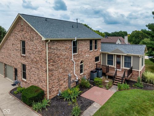 1839 Raccoon Way, Pendleton, IN, 46064-9064 | Card Image