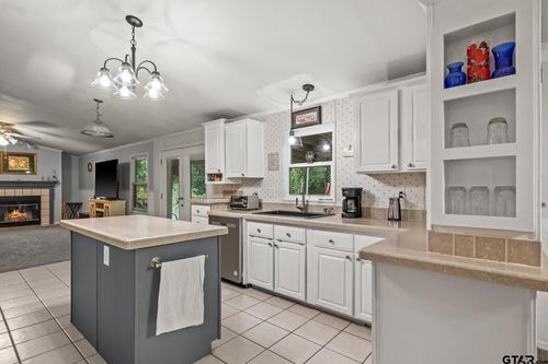 8155 Nasturtium Rd, Ore City, TX, 75683-6121 | Card Image