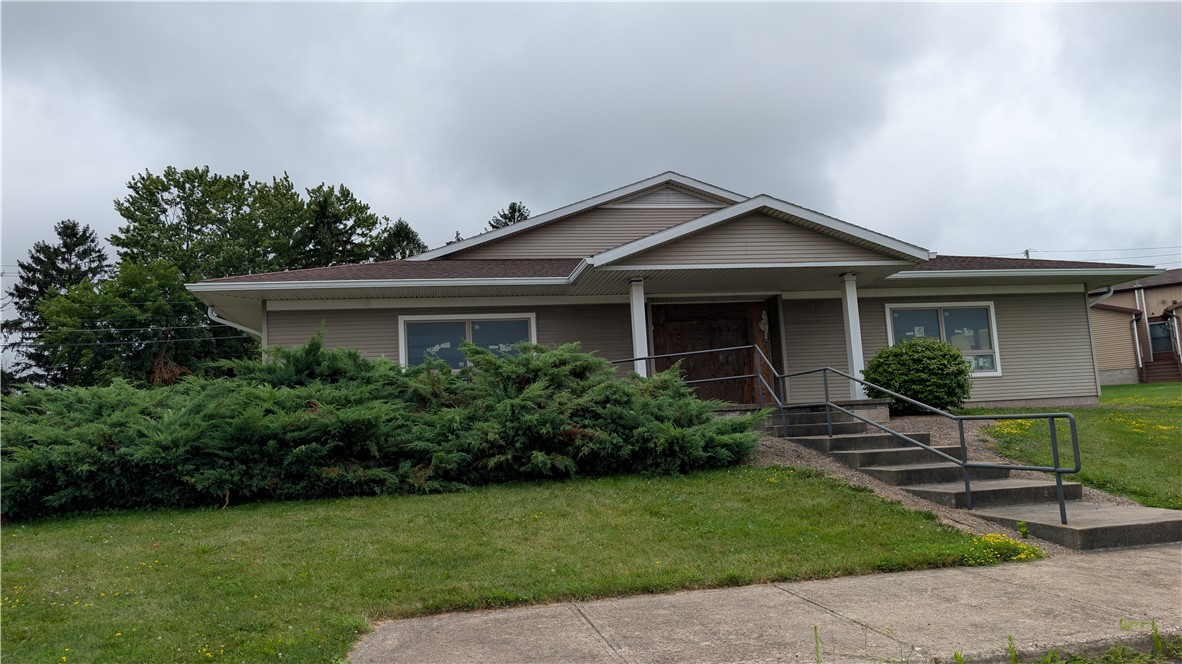 4425 Old Ridge Rd, Williamson, NY 14589