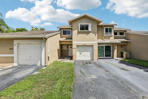 5843 Woodlands Blvd, Tamarac, FL, 33319-2508 | Card Image