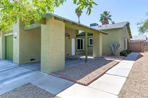 4793 Via Renaldo, Las Vegas, NV, 89103-2633 | Card Image