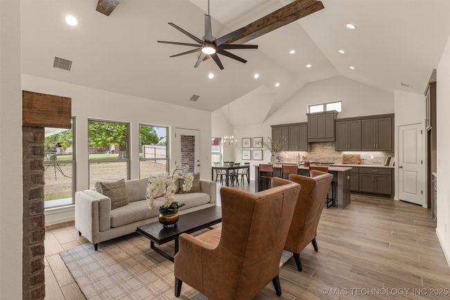 26 32 Nd St, House other with 4 bedrooms, 2 bathrooms and null parking in Sand Springs OK | Image 9