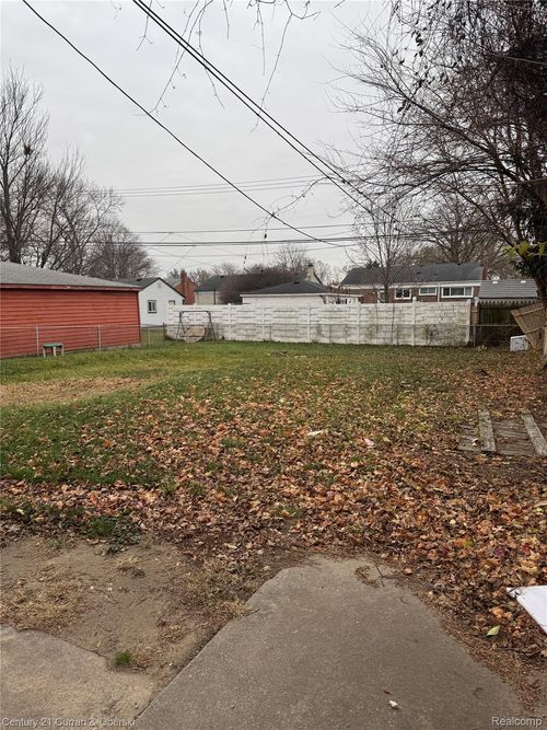 33091 Barton St, Garden City, MI, 48135-3059 | Card Image