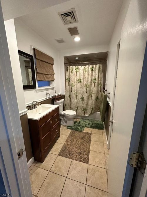 2-17 N 12th St, Haledon, NJ, 07508-1513 | Card Image