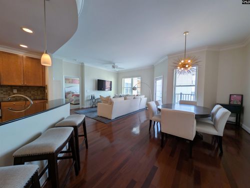 601 Main St, Columbia, SC, 29201-4058 | Card Image