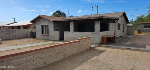 3265 E 24th St, Tucson, AZ, 85713-2204 | Card Image