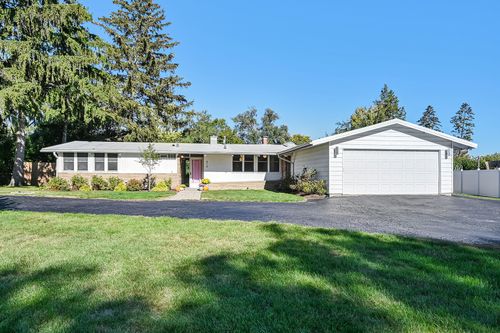 814 61st St, La Grange Highlands, IL, 60525-7416 | Card Image