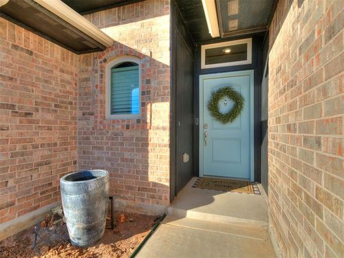 10505 Turtle Back Drive, Midwest City, OK, 73130 | Card Image