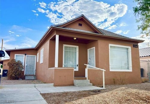 615 Harrison Ave, Las Vegas, NV, 89106-3018 | Card Image