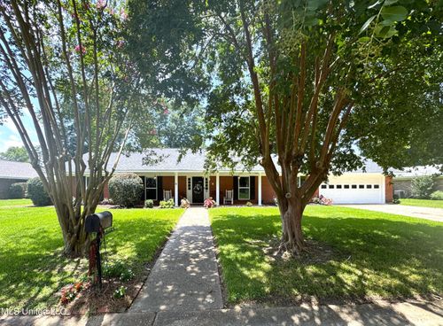 4 Sun Ct, Natchez, MS, 39120-5121 | Card Image