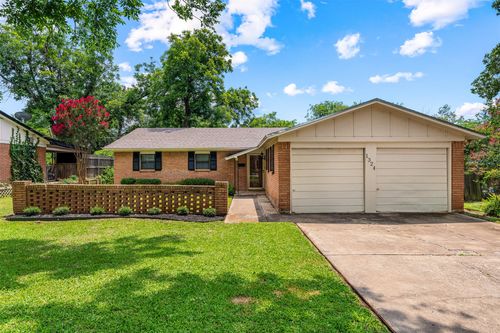 1324 Melrose Dr, Waco, TX, 76710-4140 | Card Image