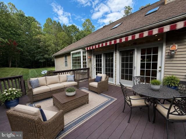 Residential in HUGHESVILLE 4