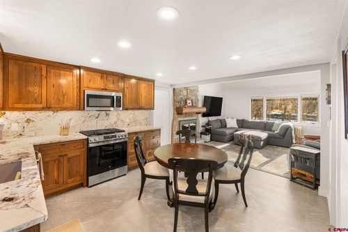 32 Chatto Ct, Gunnison, CO, 81230-9719 | Card Image