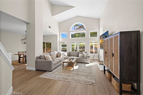 7 Gema, San Clemente, CA, 92672 | Card Image
