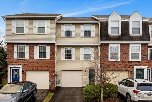 158 Rossmor Ct, Ross Twp, PA, 15229 | Card Image