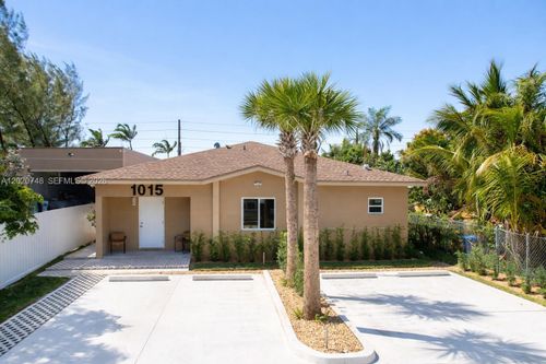 a-b-1015 Nw 8th Ave, Fort Lauderdale, FL, 33311-6216 | Card Image