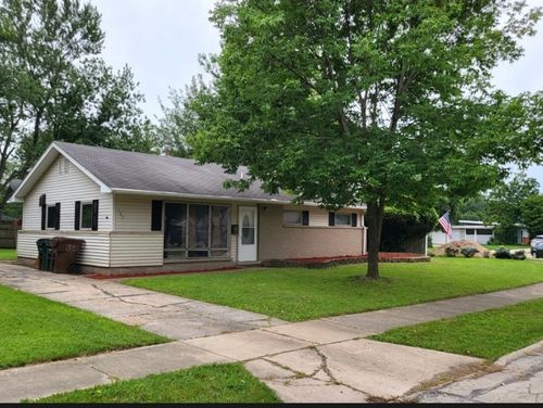 329 Waldmann Dr, Park Forest, IL, 60466-1325 | Card Image