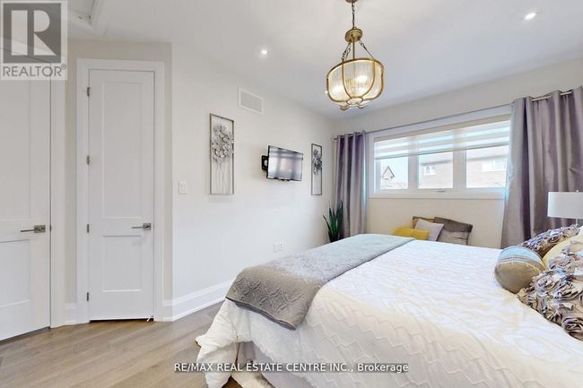 92 Holt Drive, House other with 3 bedrooms, 4 bathrooms and 5 parking in New Tecumseth (Alliston) ON | Image 13