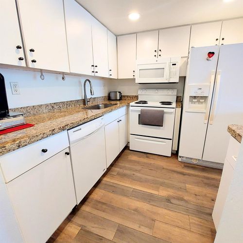 apt-306-1830 Embassy Dr, West Palm Beach, FL, 33401-1925 | Card Image