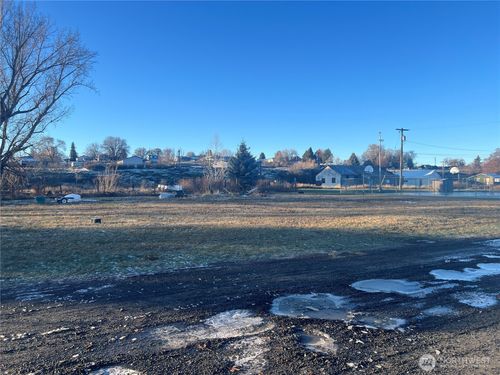 106 Sw Railroad Ave, Wilbur, WA, 99185 | Card Image