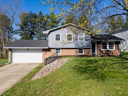 1822 Evline Dr, Mansfield, OH, 44904-1723 | Card Image